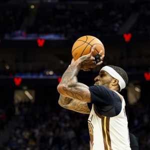 注册领彩金-场均4.7分3.1板1.7助！勇士主场迎战国王 小佩顿可以出战比赛