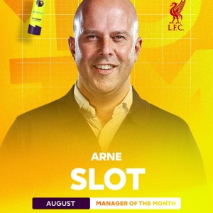 三战全胜领跑！官方：利物浦主帅斯洛特当选英超8月最佳教练